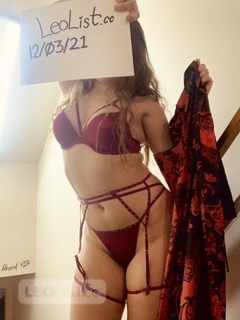 Seductress Sabrina, 24 Caucasian/White female escort, Brantford-Woodstock